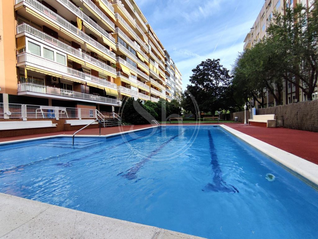 اجاره آپارتمان مبله سه خوابه در بارسلونا